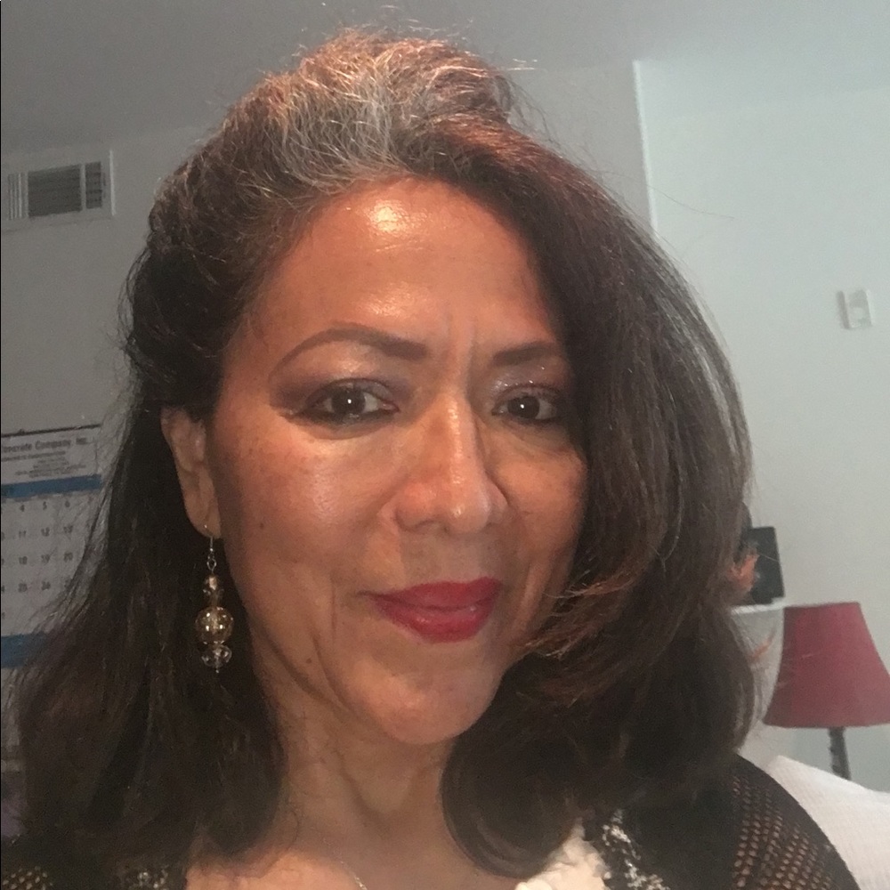 Meet your Posher, Edith